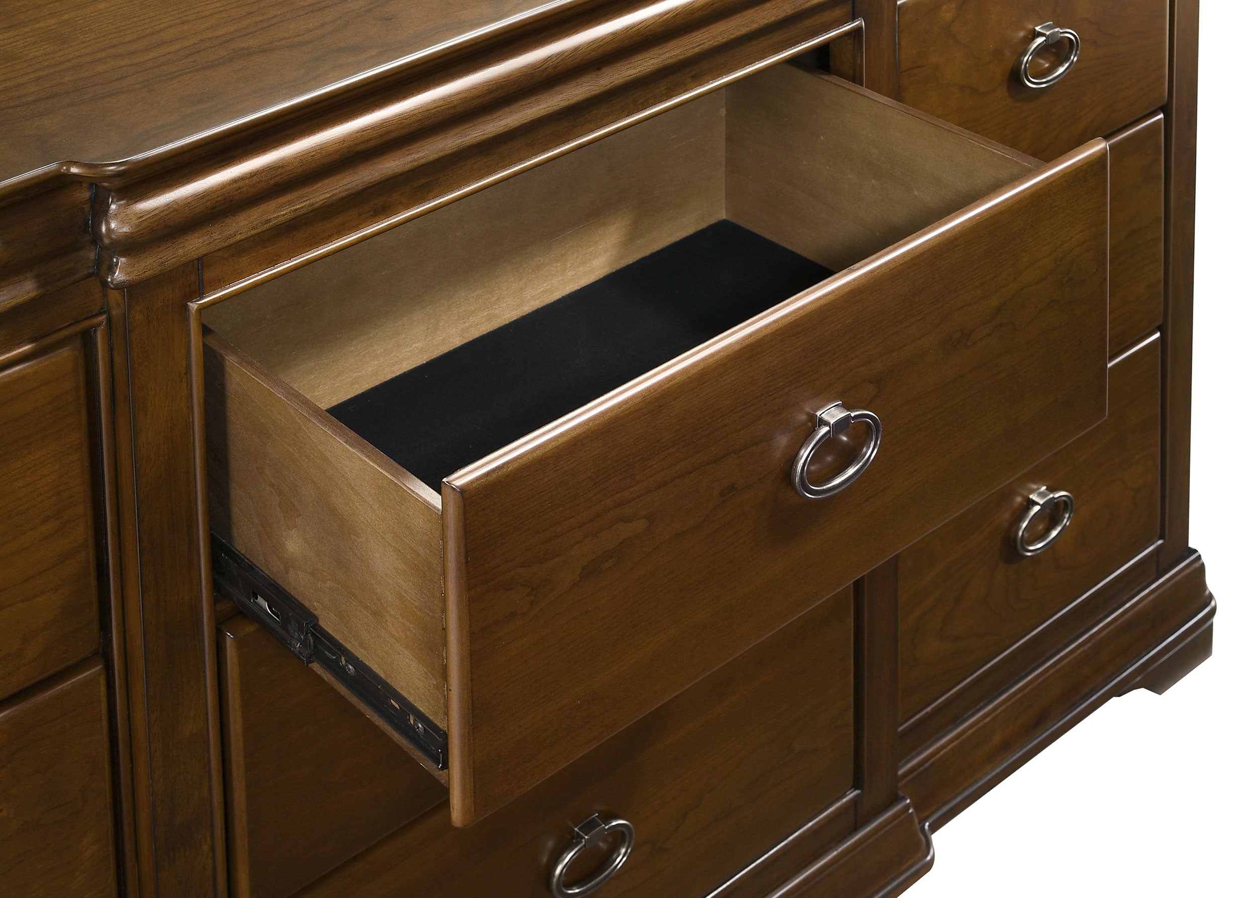 Garland Dresser
