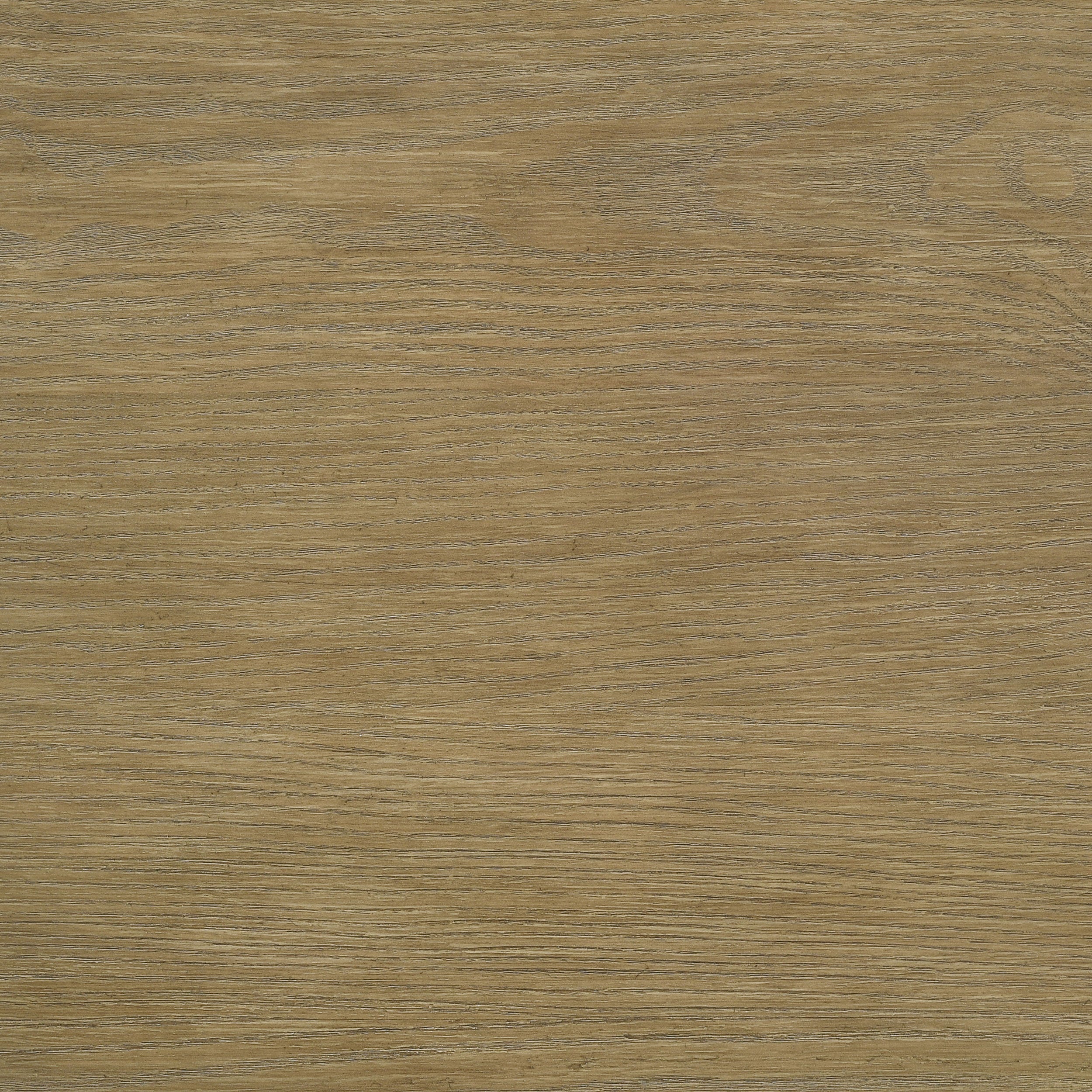Arini Dresser