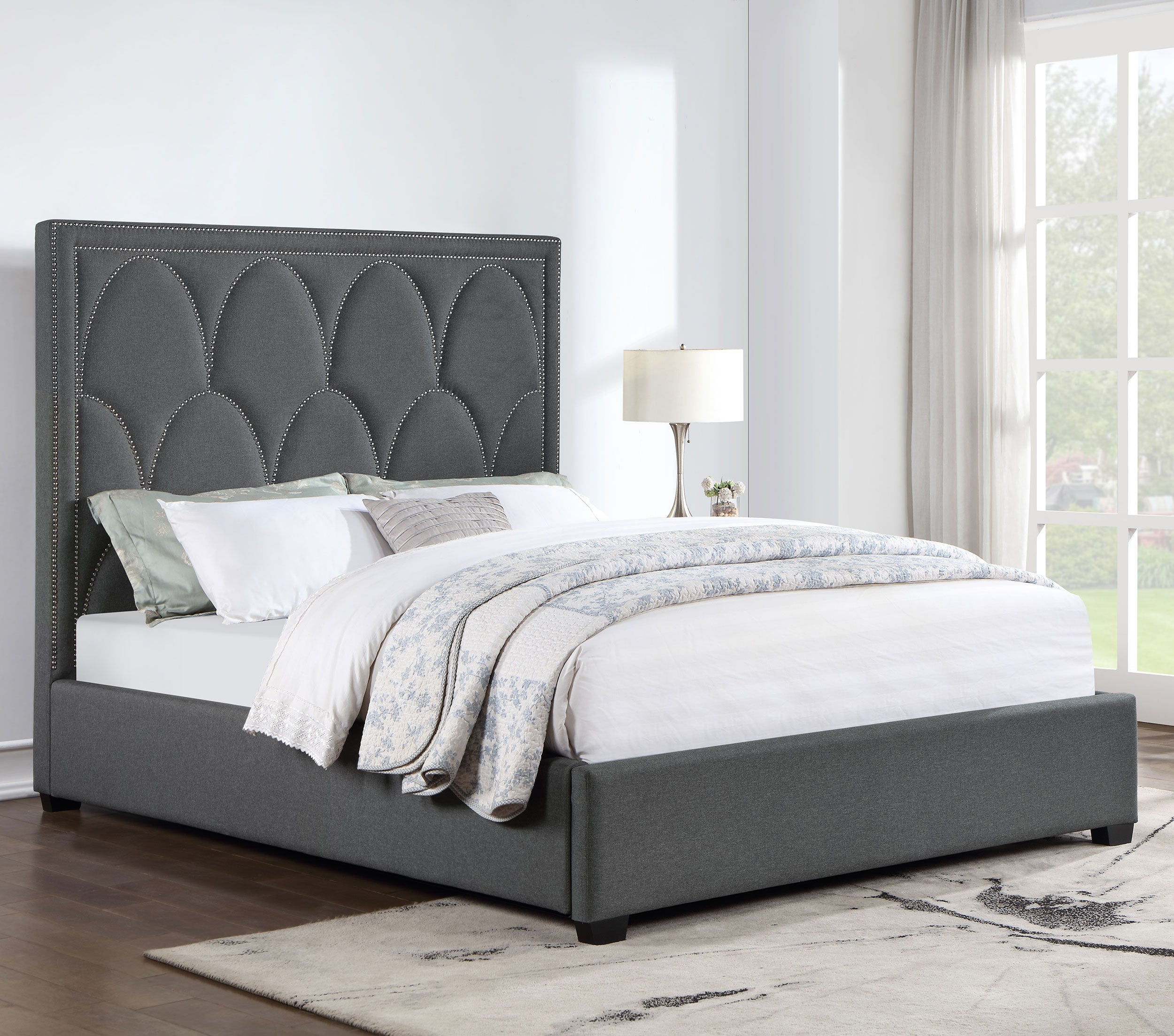 Bowfield Queen Beds