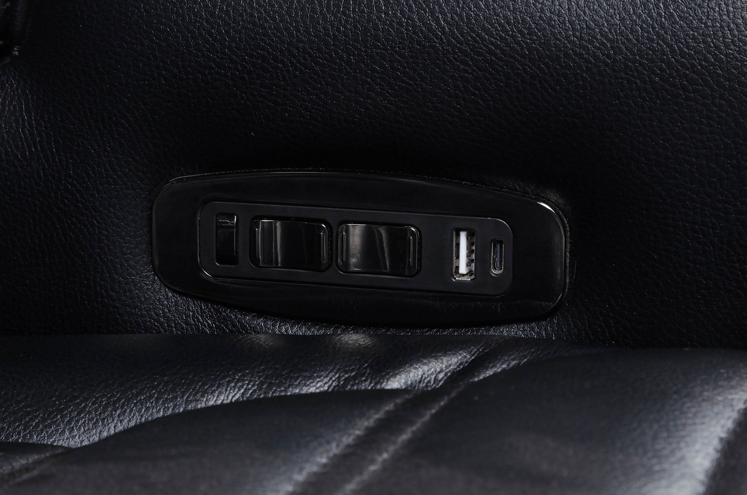 Zuma Dual Power Reclining Loveseat