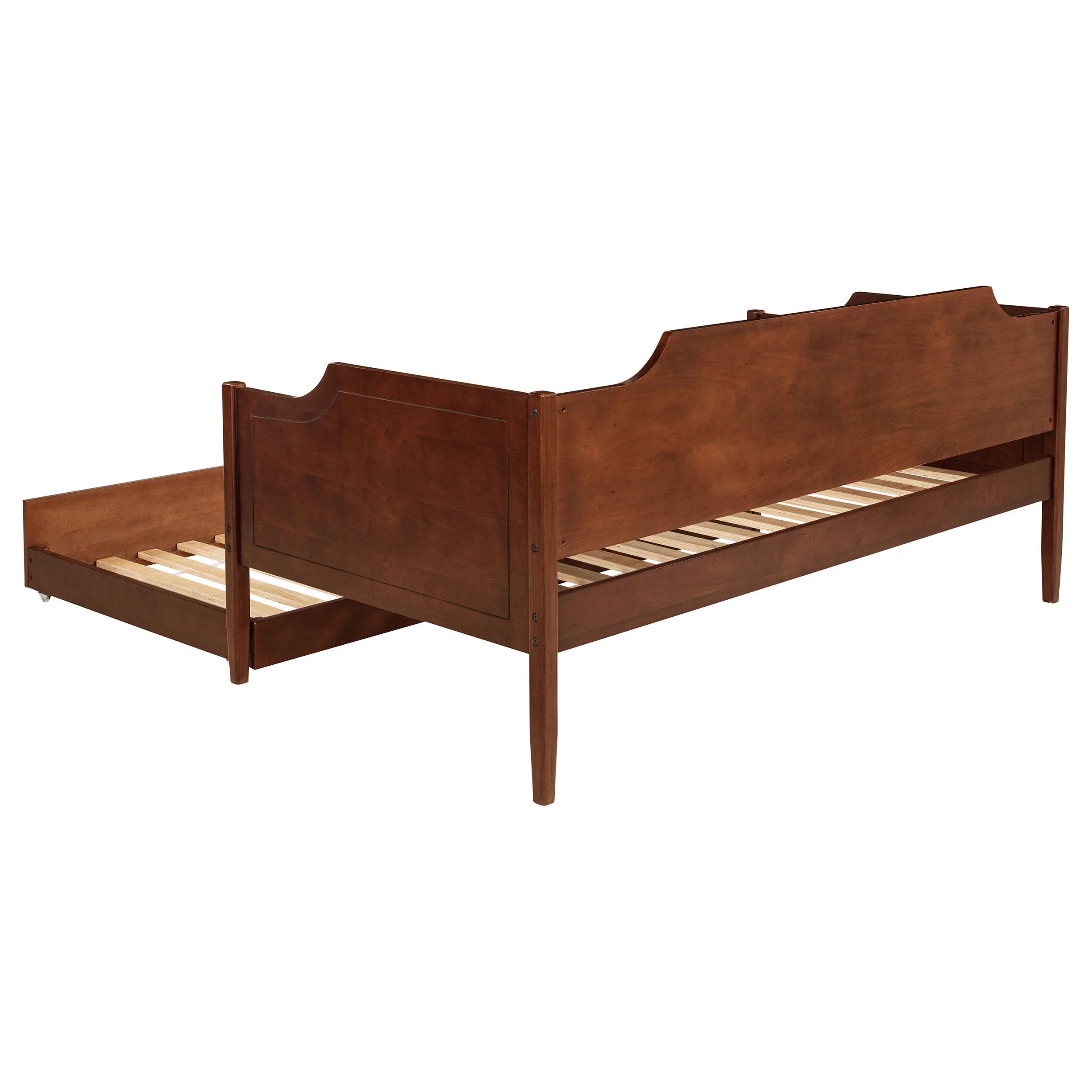 Redding Daybeds