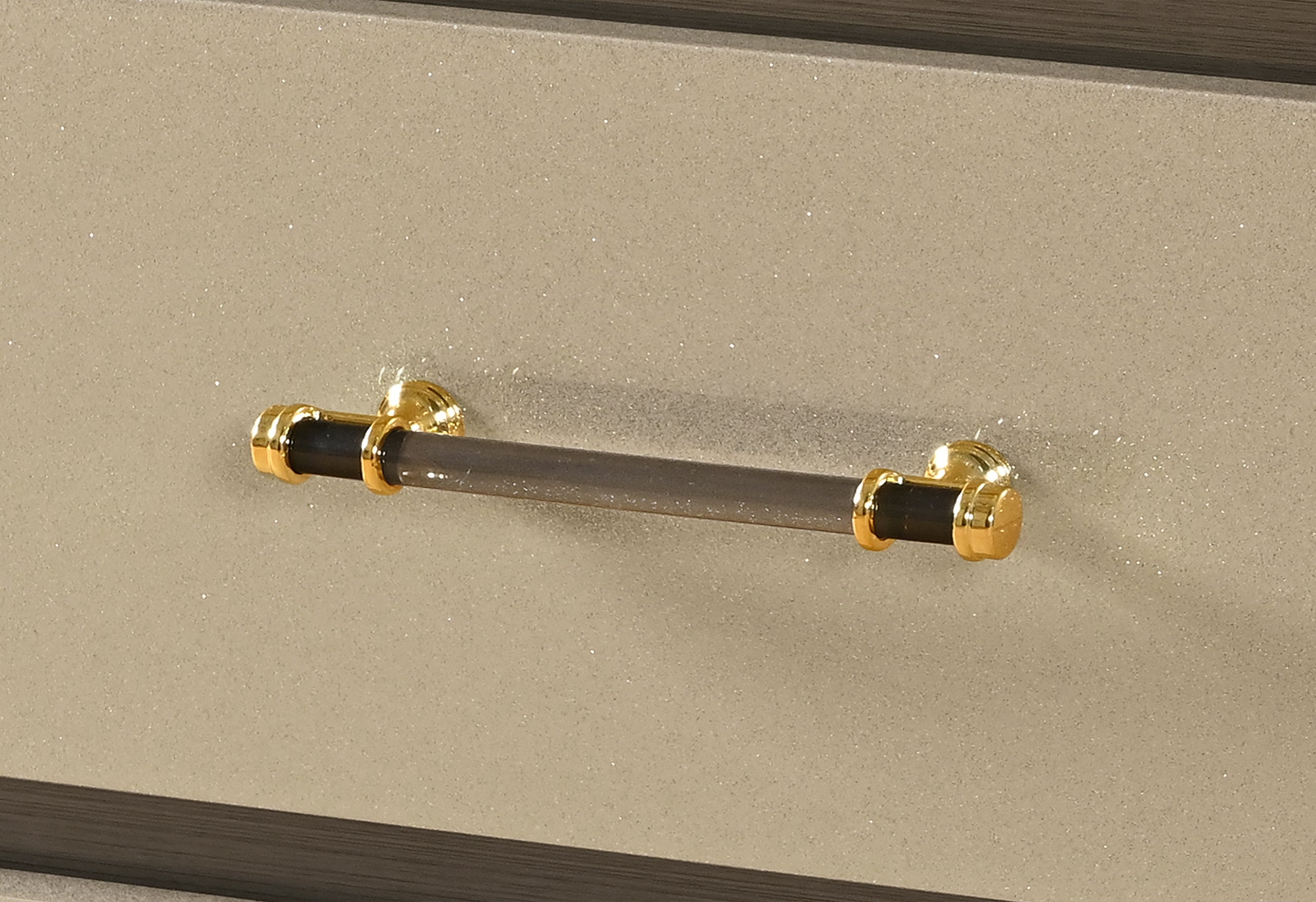 GENESIS GOLD CHEST WITH LED