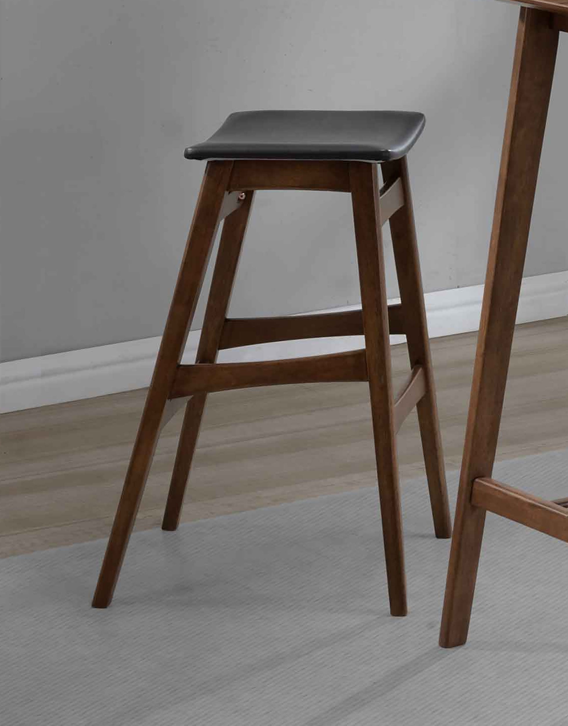 Finnick Bar Stool