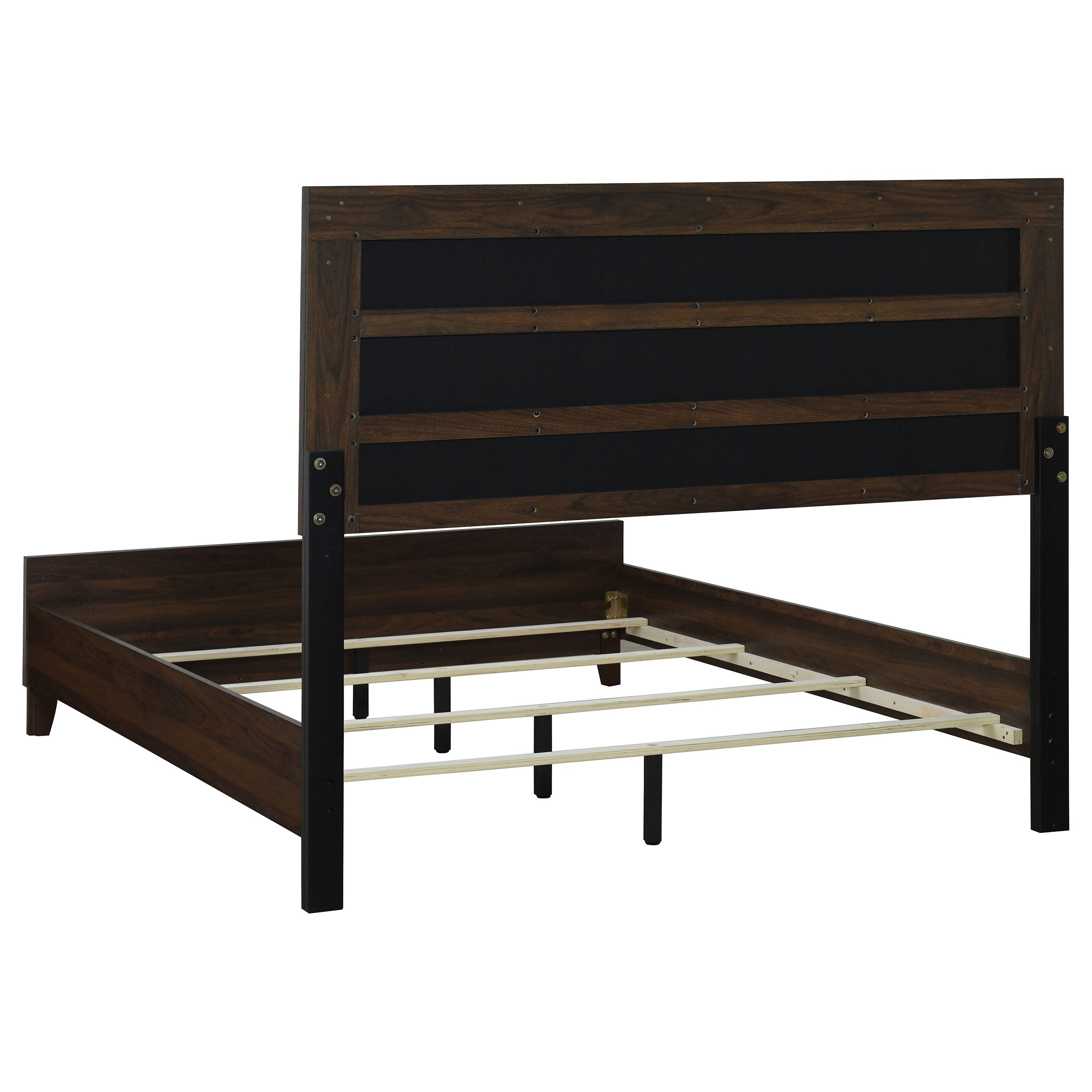 Welsley Eastern King & Queen Bed