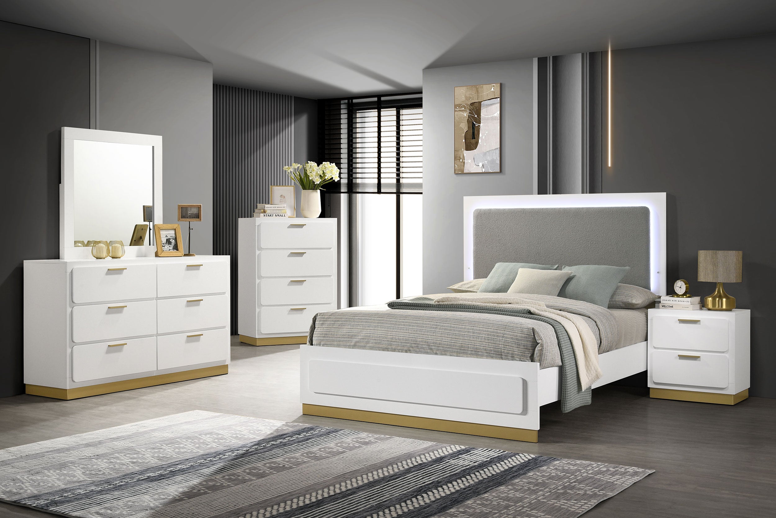 Caraway California King, E.King, & Queen Bed Black & White