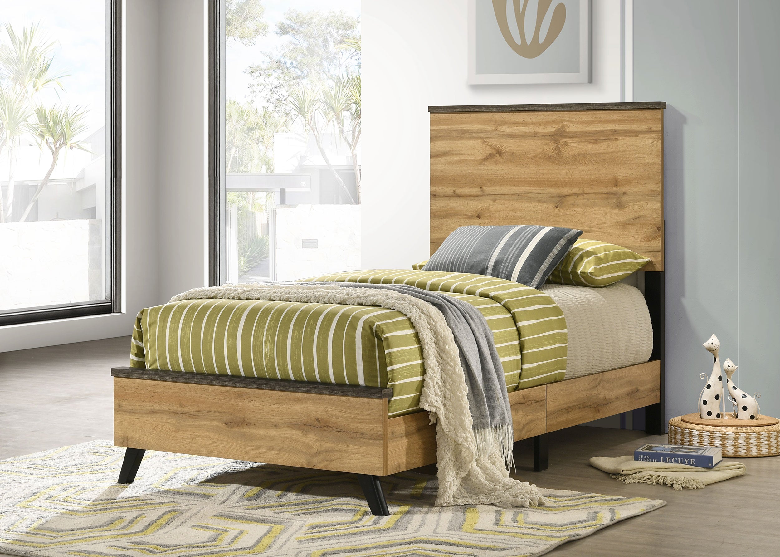 Kaywood Eastern King, Queen, Twin, & Full Bed