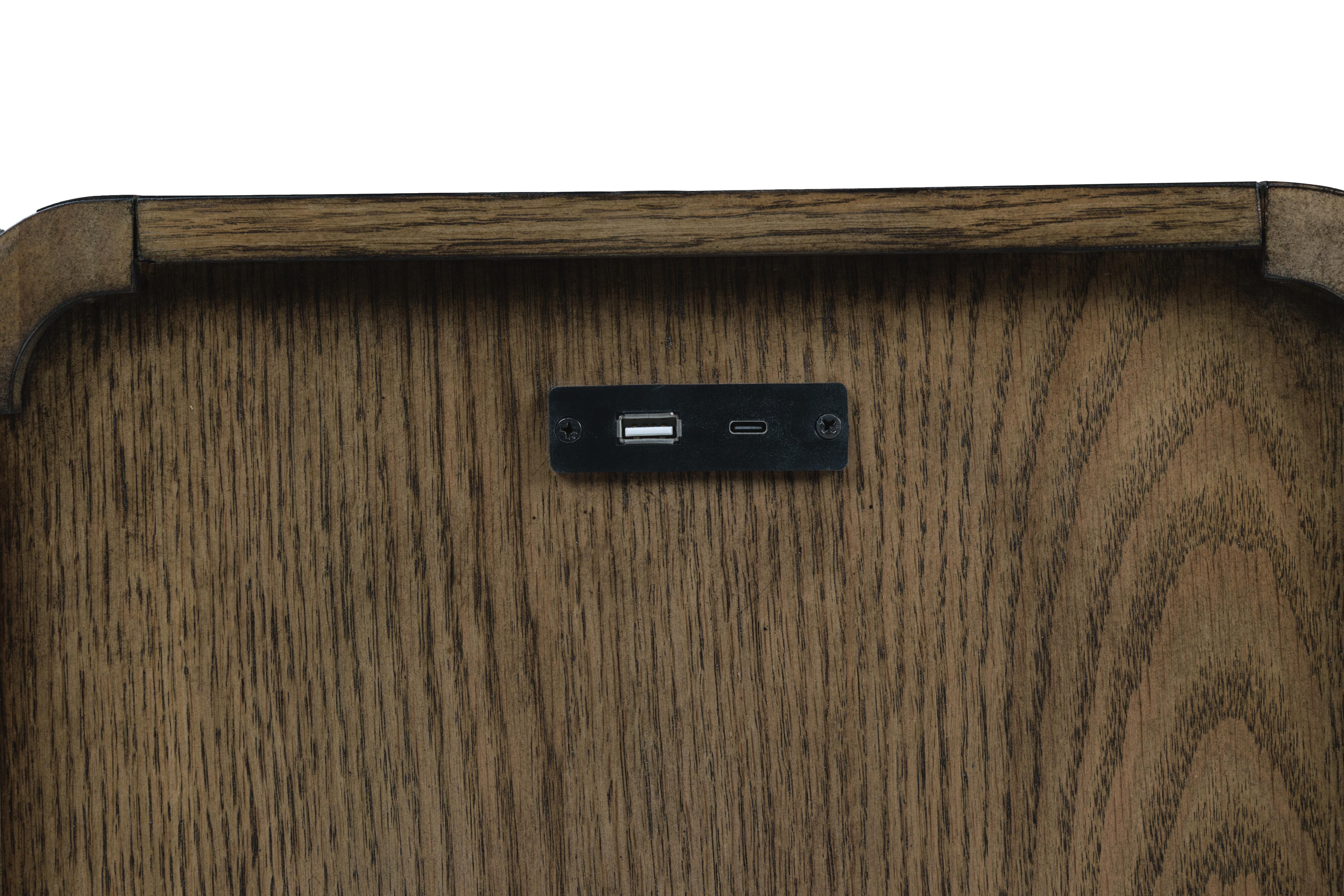 Jensworth Accent Table