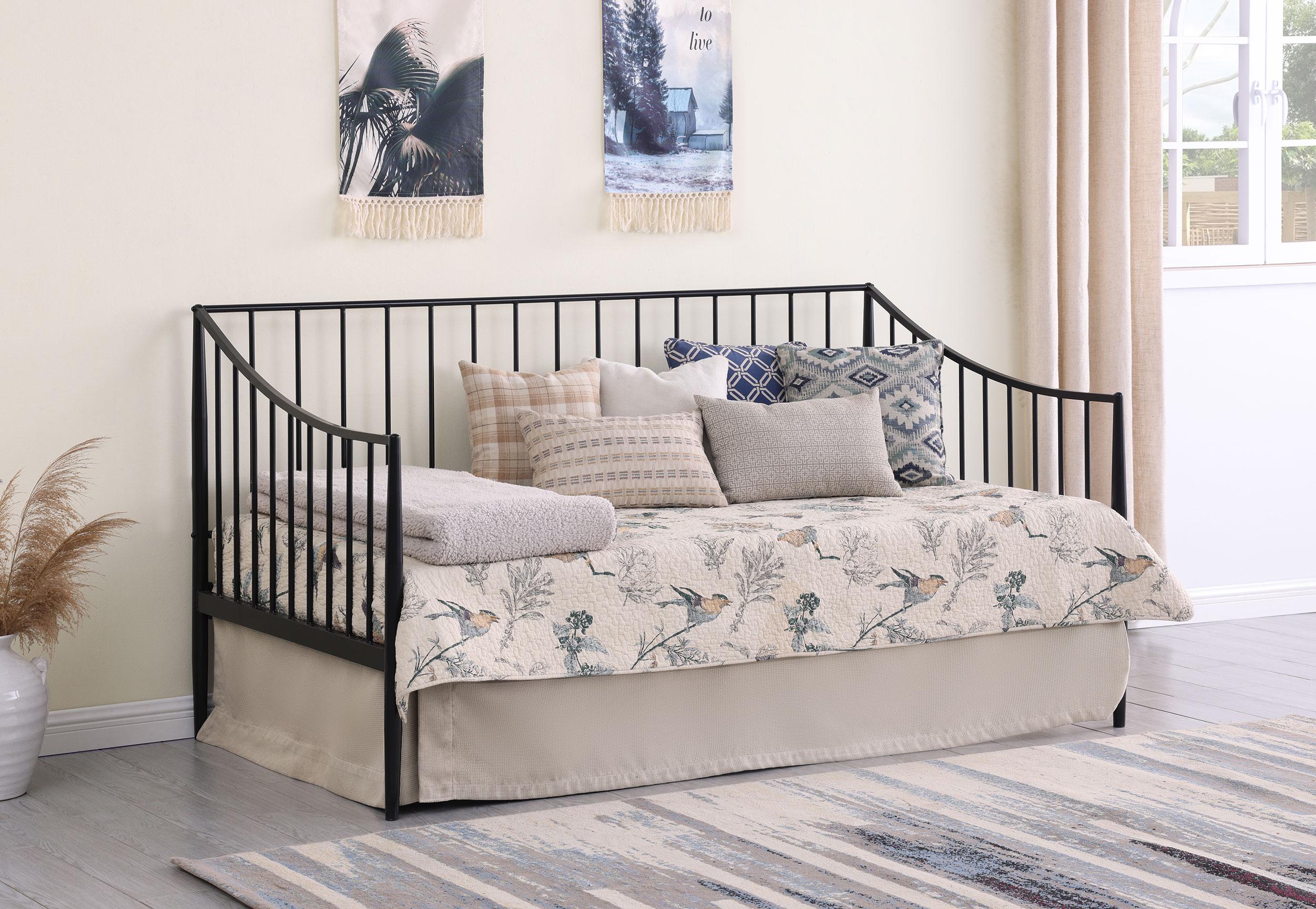 Newbury Daybeds