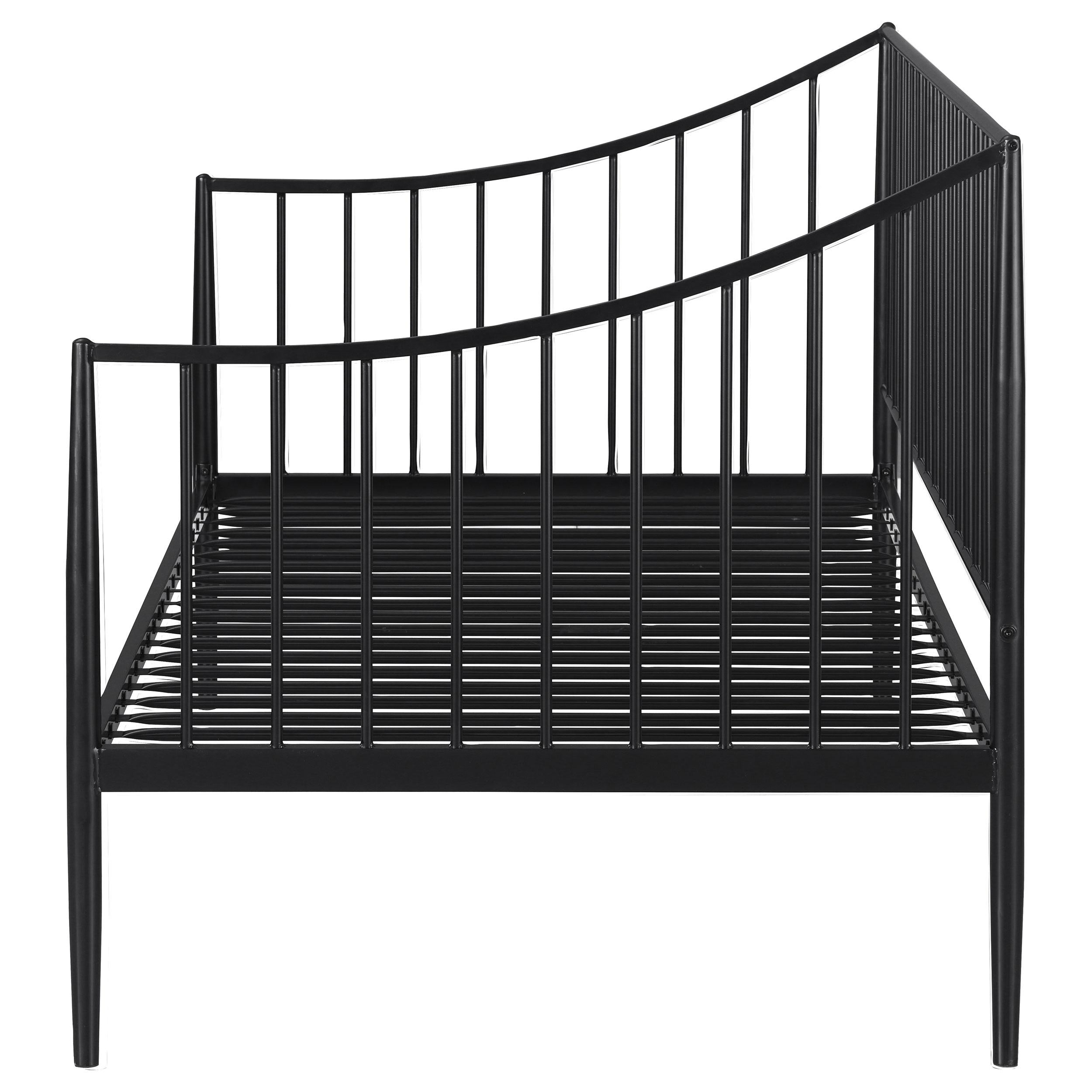 Newbury Daybeds